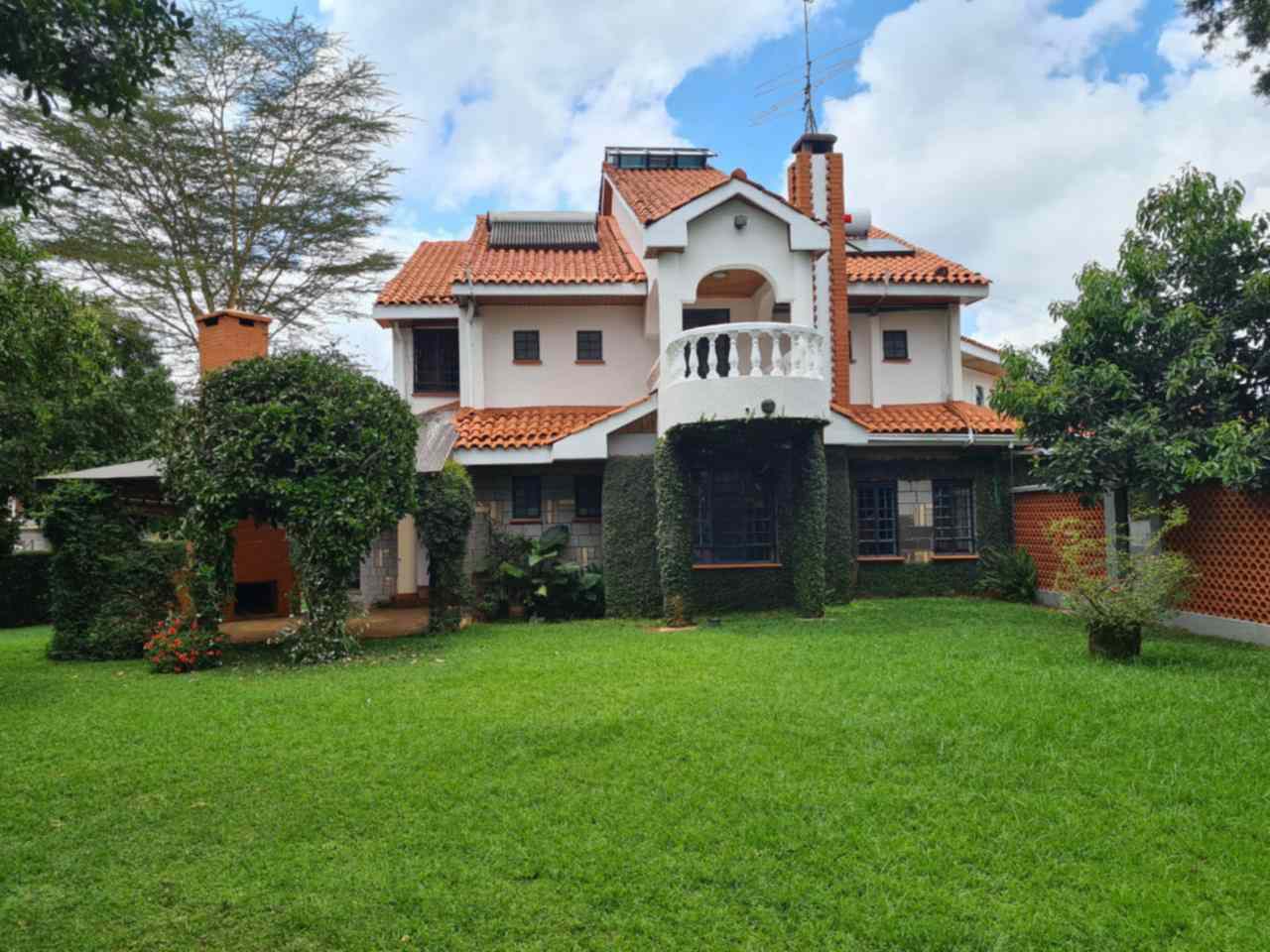 5 bedroom mansion in Runda for rent