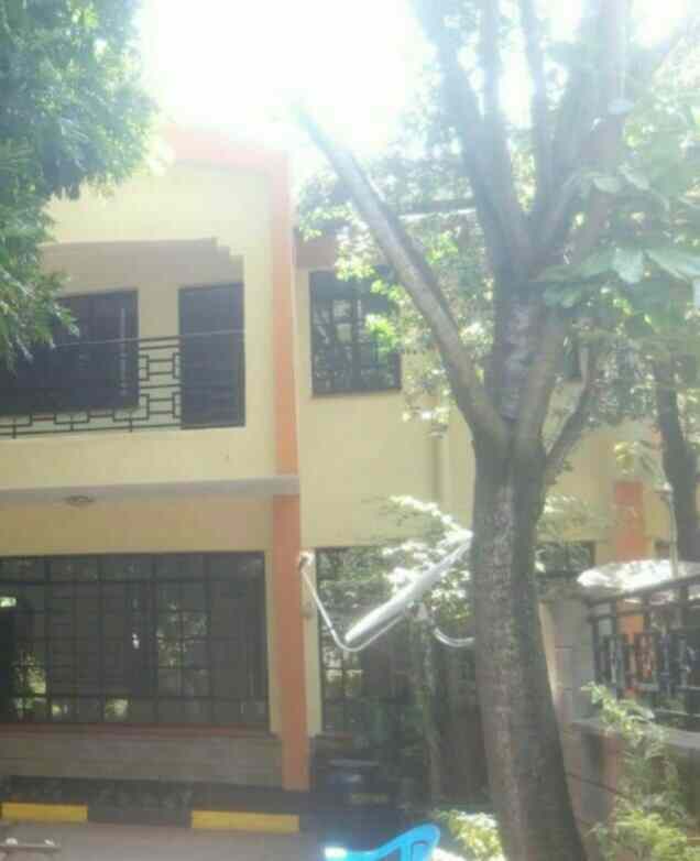 5 bedroom standalone house for sale in Lavington Riverside