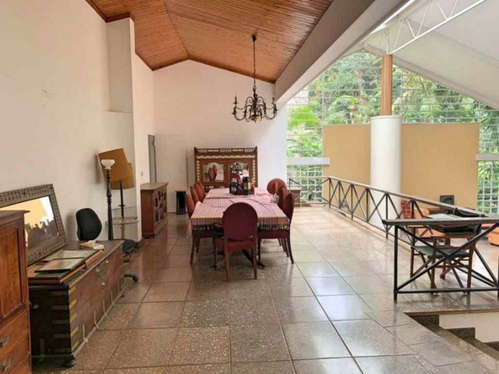6 bedroom standalone house for sale in Lower Kabete