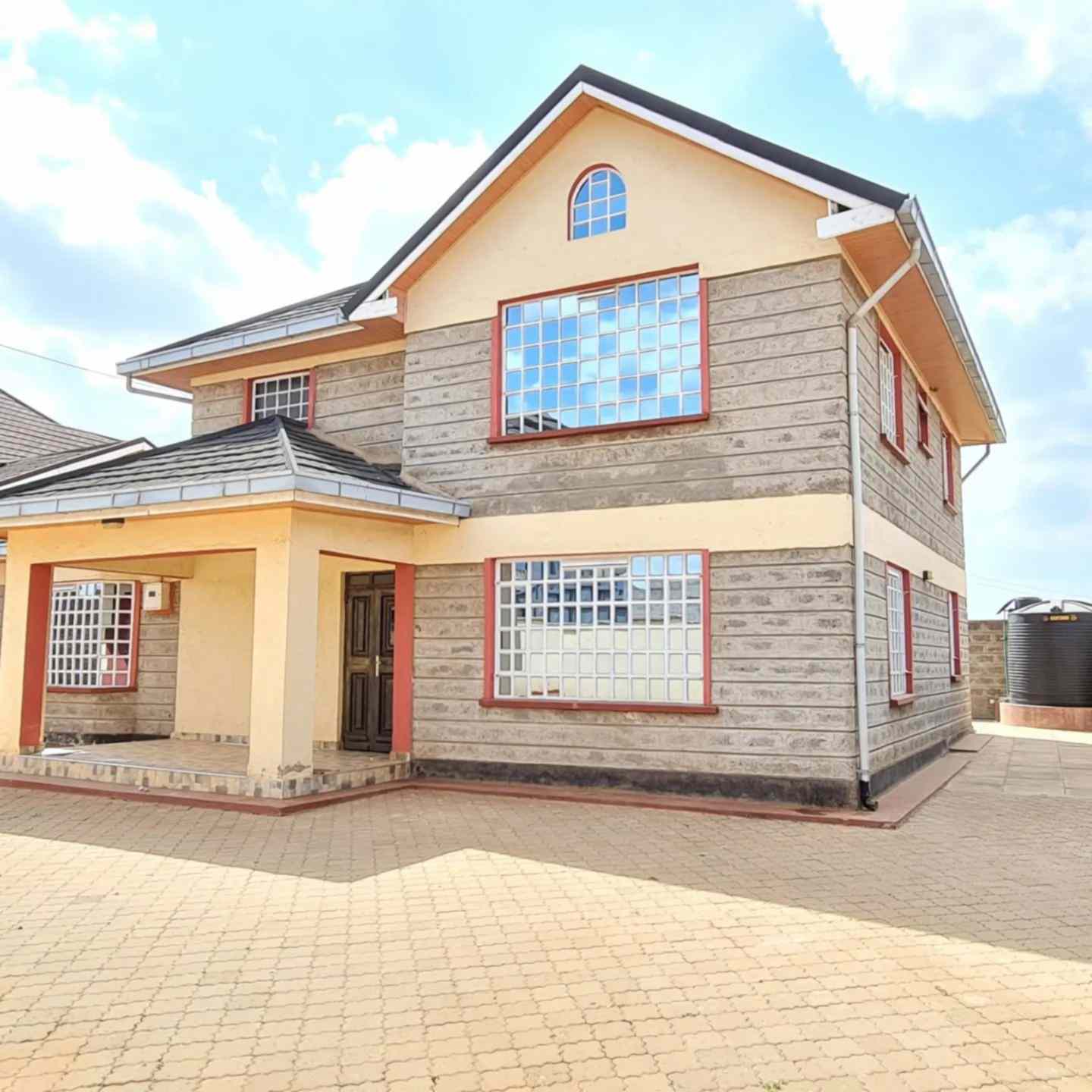 Eastern bypass Ruiru 5 bedroom mansion for rent