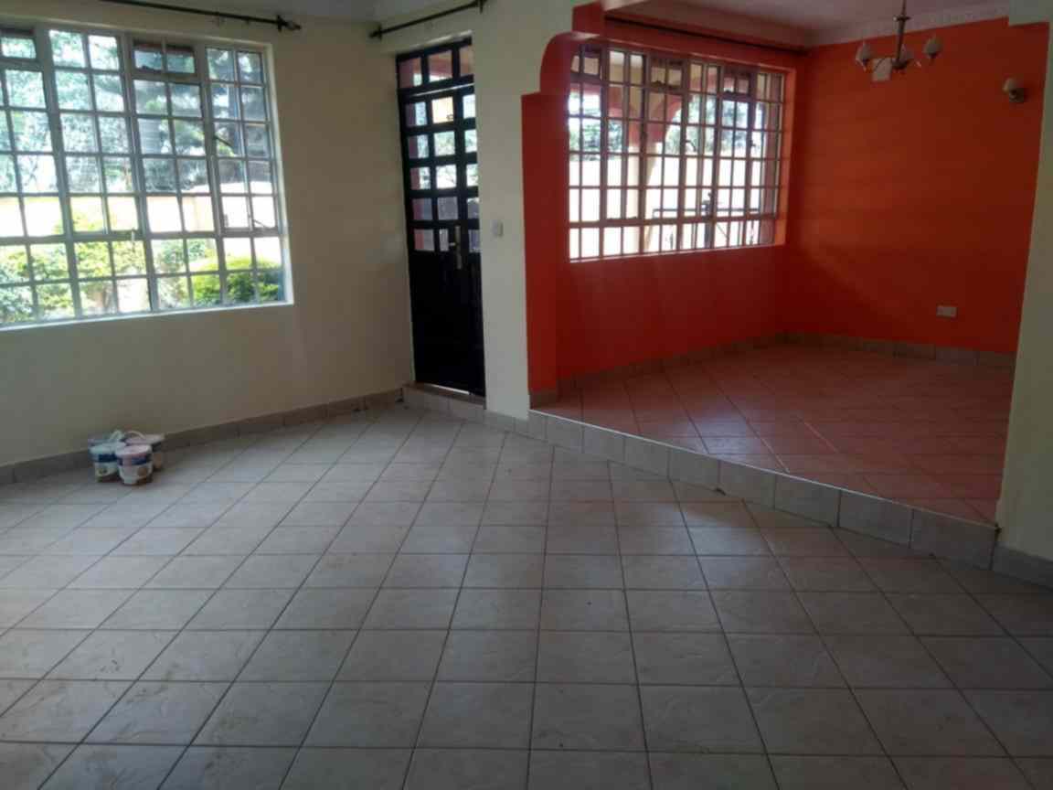 Five bedroom mansion to let in Syokimau.