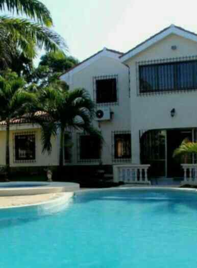 Nyali 5 bedroom beach house for sale