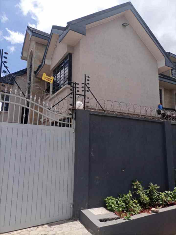 Ruiru bypass 5 bedroom house in  a gated community house