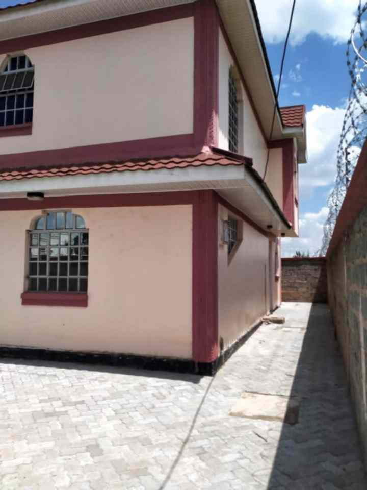 Ruiru Kamakis 4 bedroom house for rent