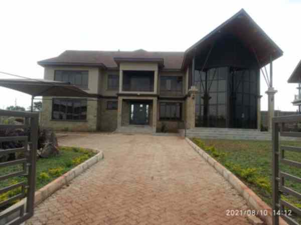 Runda 5 bedroom mansion for rent or sale