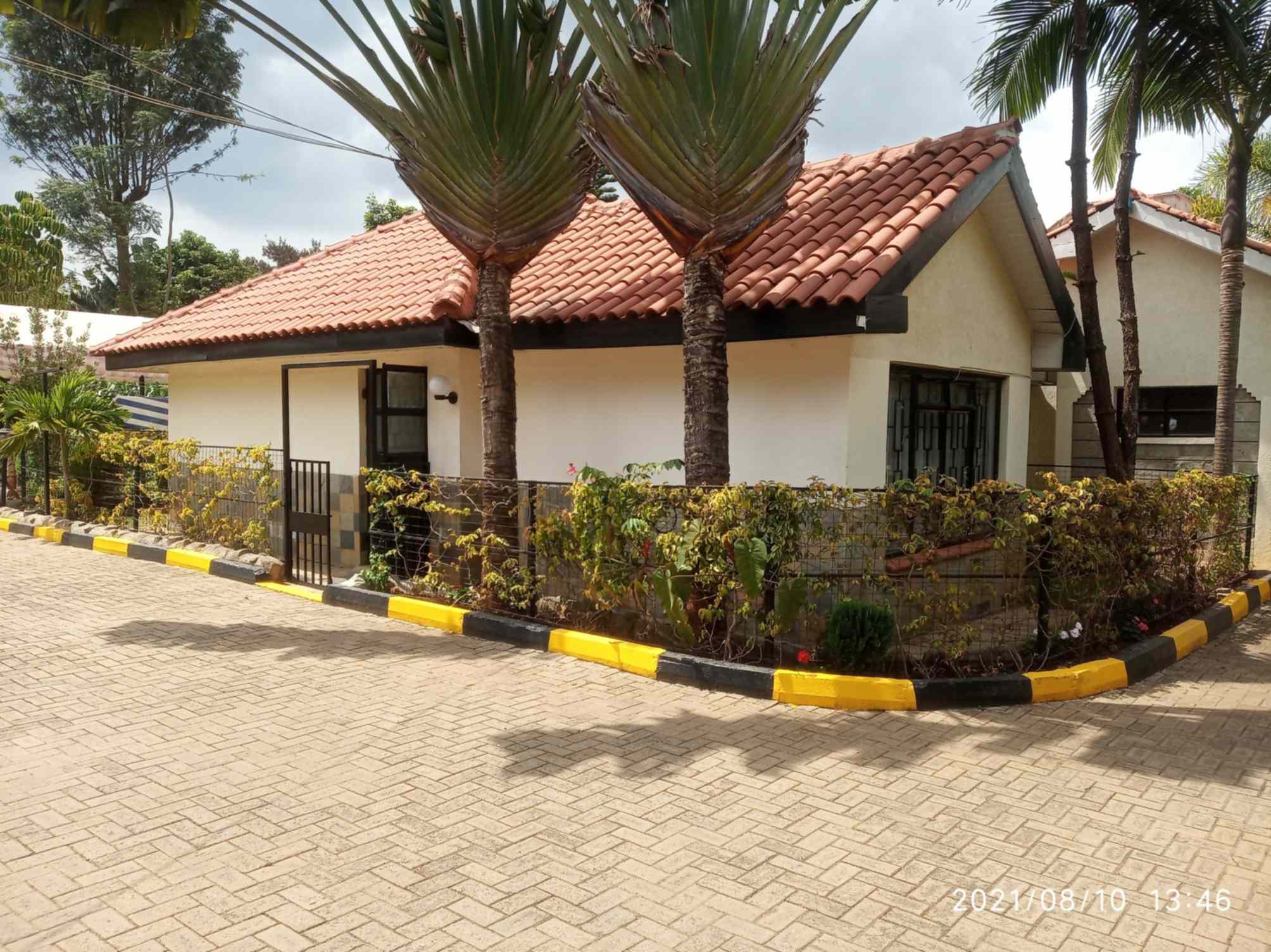 Runda Fully furnished guest wing house for rent