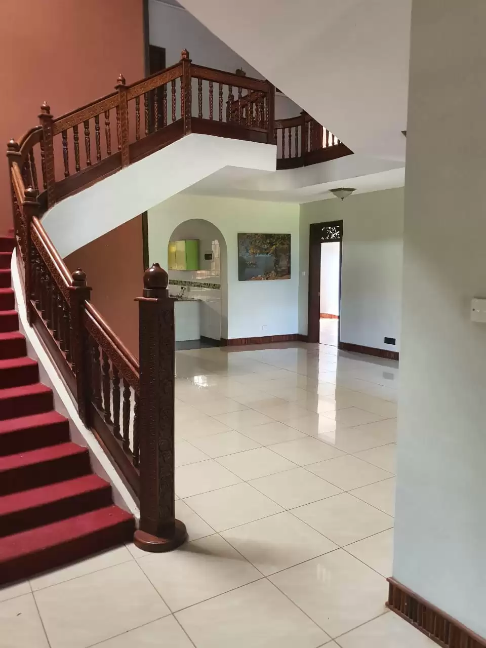 10 bedroom mansion for sale in Karen Image