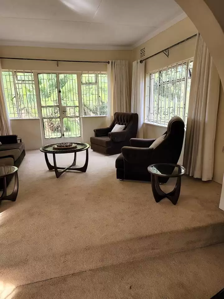 2 bedroom cottage for rent in Garden estate Image