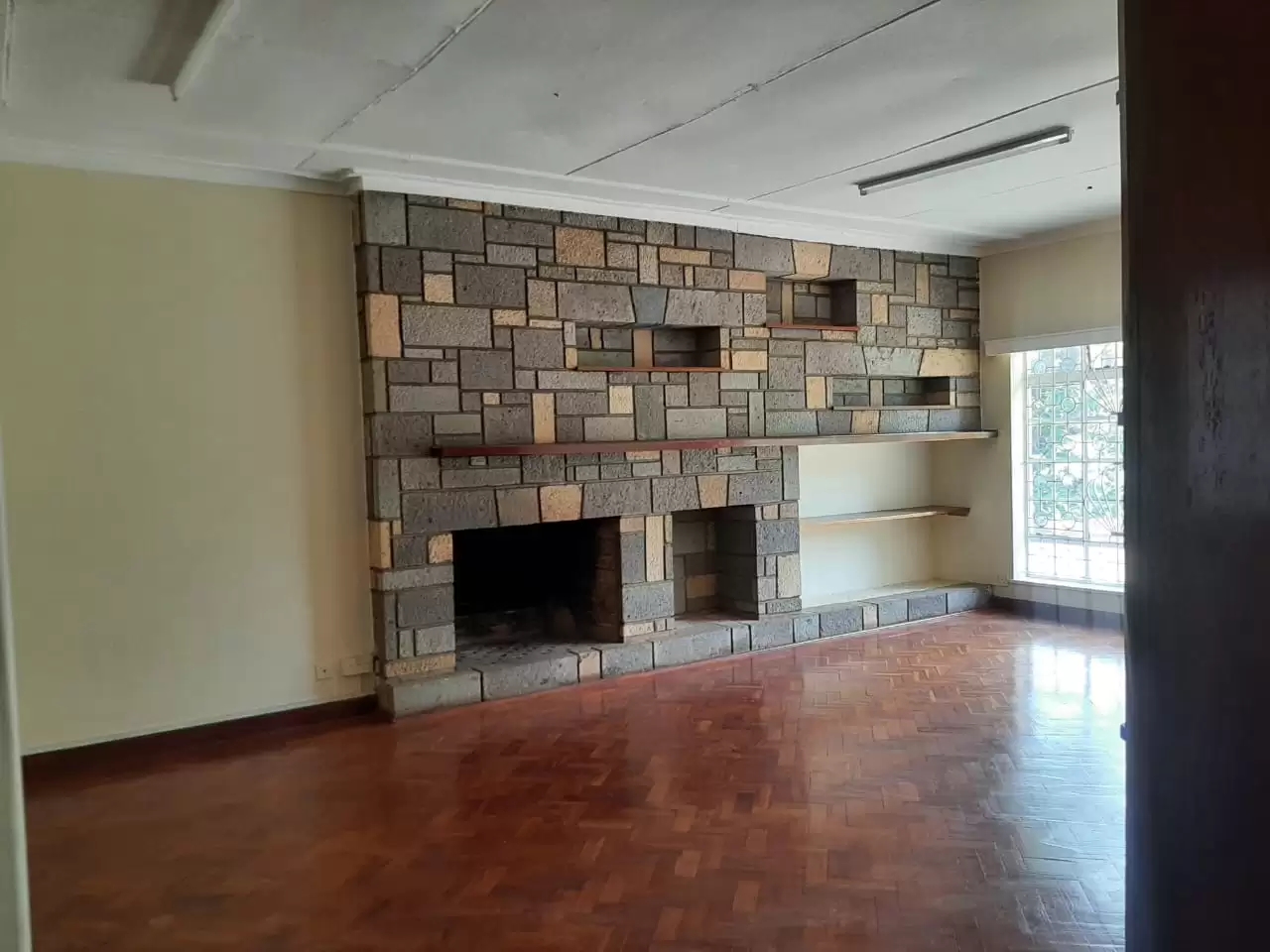 4 bedroom house for rent in Lavington Image