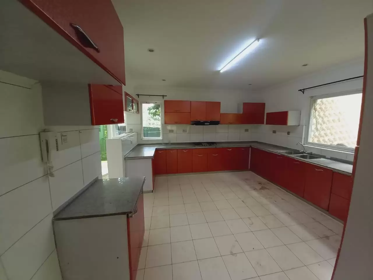 4 bedroom house for rent in Westlands Riverside Image