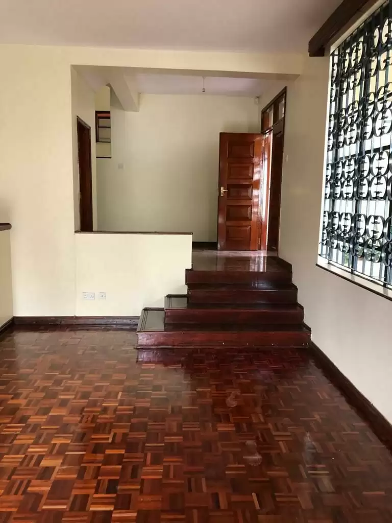 4 bedroom standalone for sale in Old Muthaiga Image