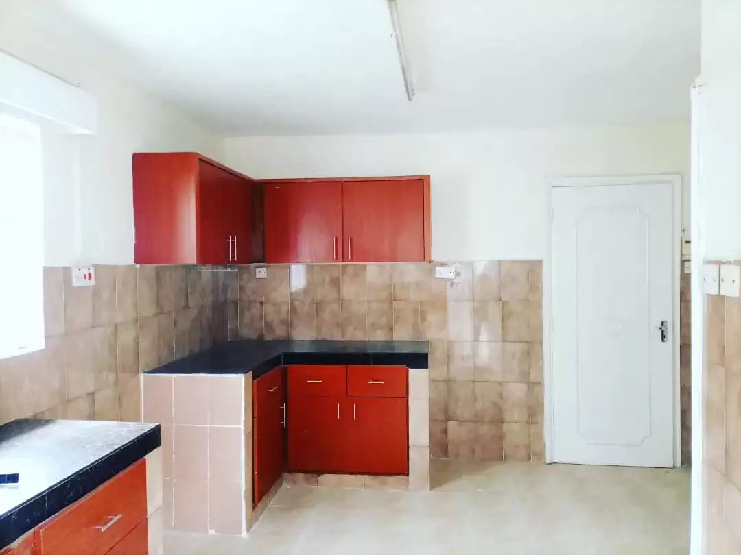 4 bedroom standalone house for rent in Kilimani Image