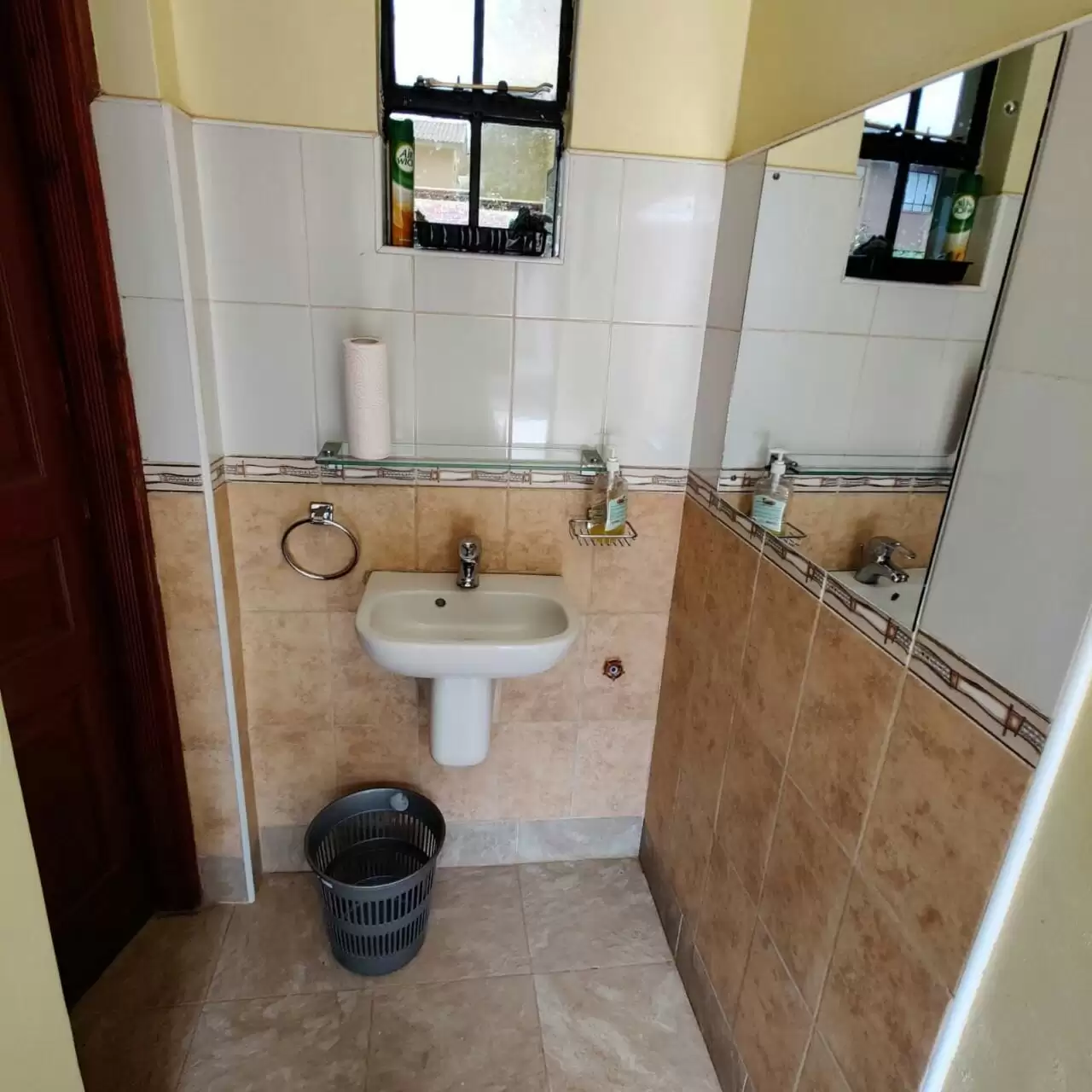 4 bedroom standalone house for sale in Kitisuru Image