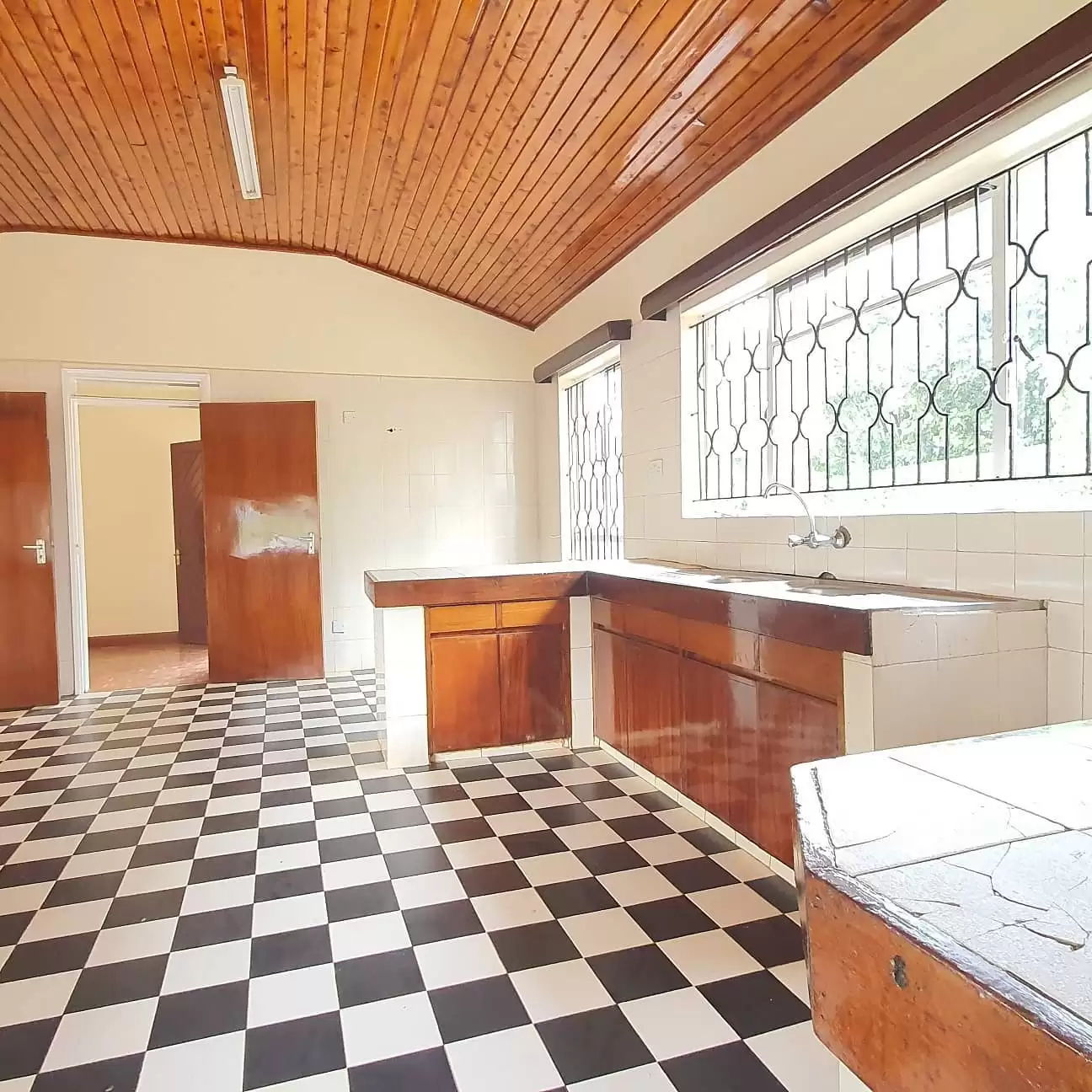 5 bedroom house for rent in Gigiri Image