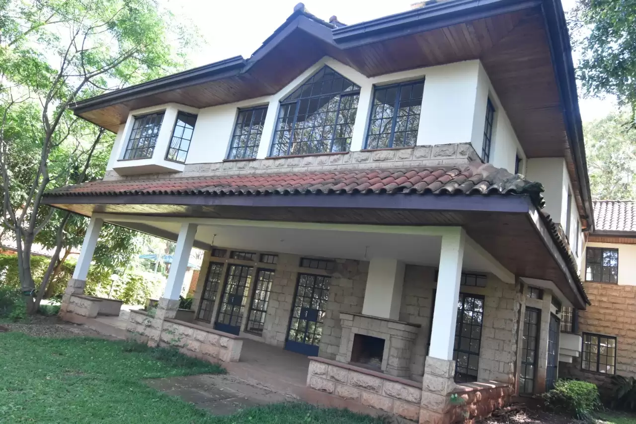 5 bedroom house for rent in Rosslyn Image