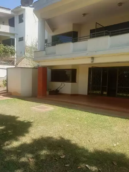 5 bedroom house for rent in Westlands Image