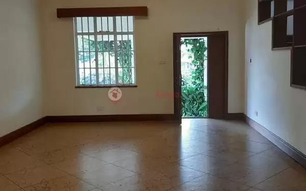 5 bedroom house for sale in Nyari Image