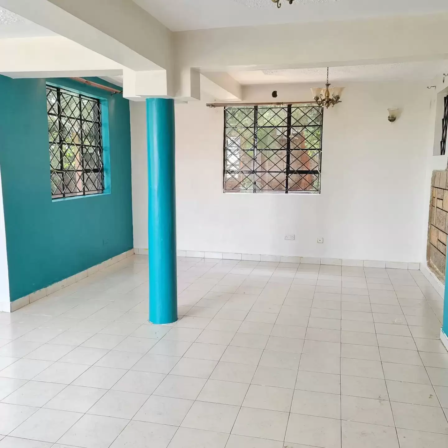 5 bedroom mansion for rent along Kiambu road Image