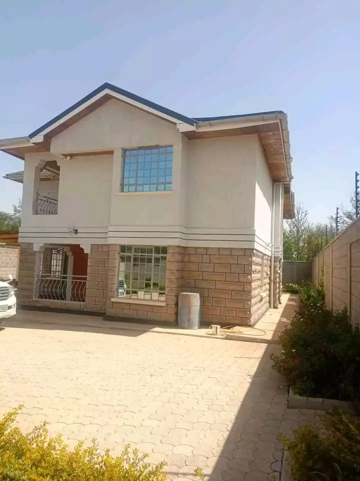 5 bedroom mansion for sale in Kitengela Image