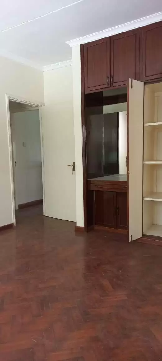 5 bedroom office house for rent in Kileleshwa Image