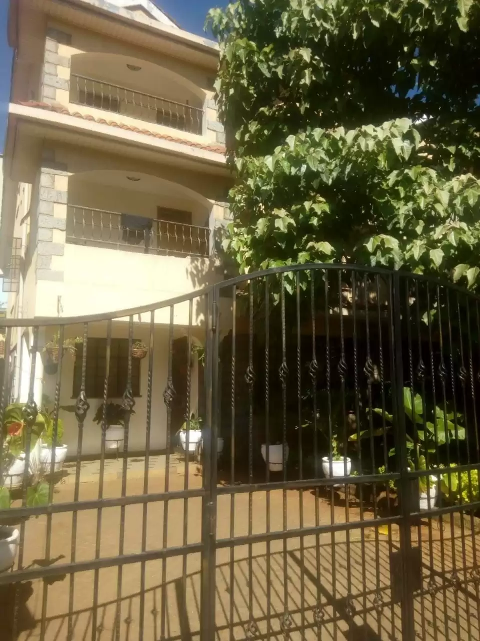 5 bedroom own compound for rent in Kileleshwa Image