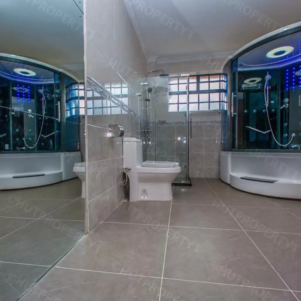 6 bedroom mansion for sale in Thika Golf Estate Image