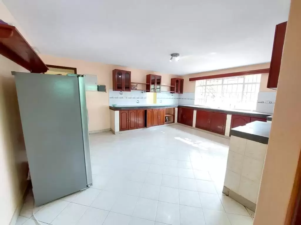 7 bedroom house for sale in Muthaiga Image