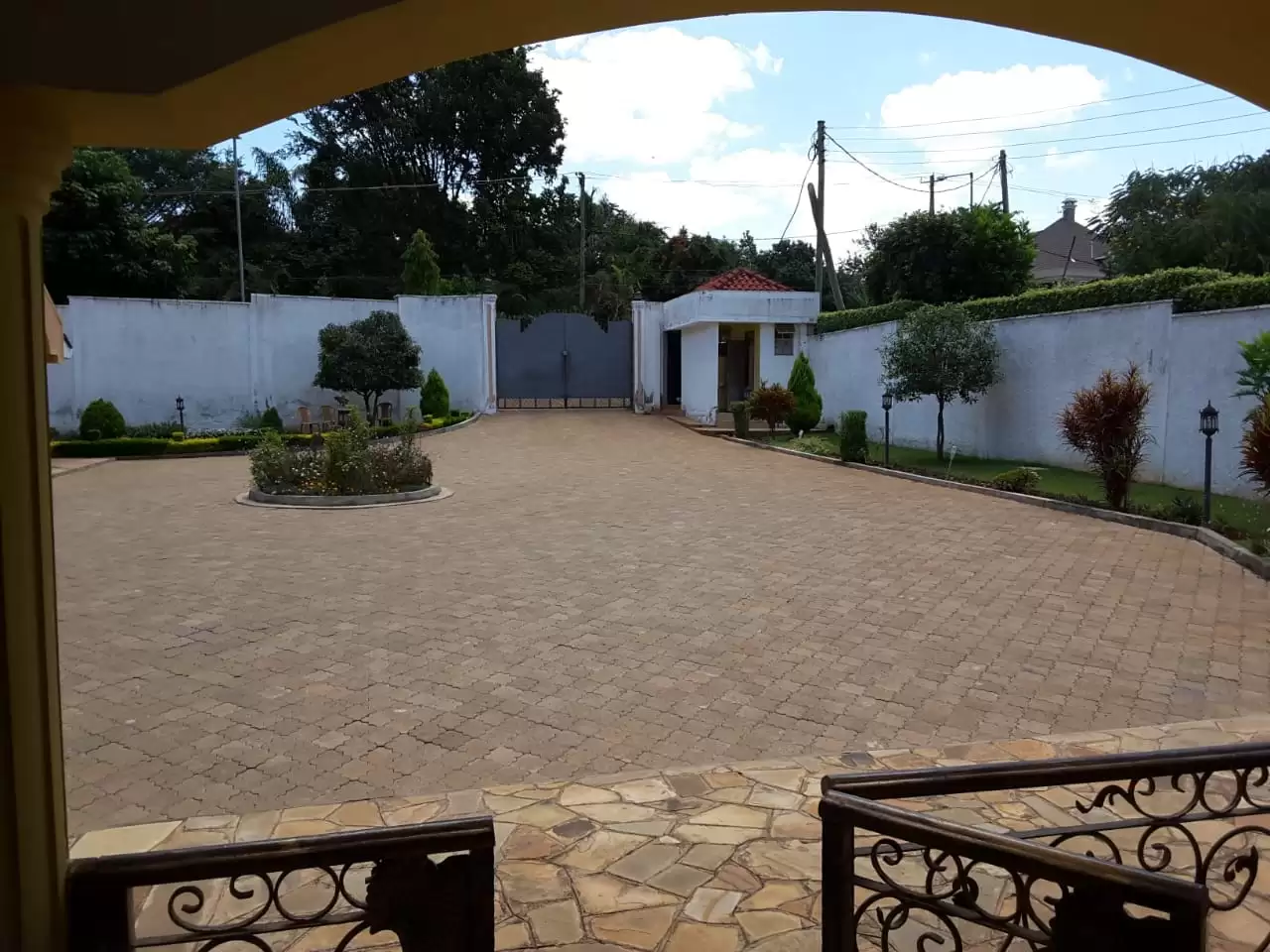 7 bedroom house for sale in Runda Image