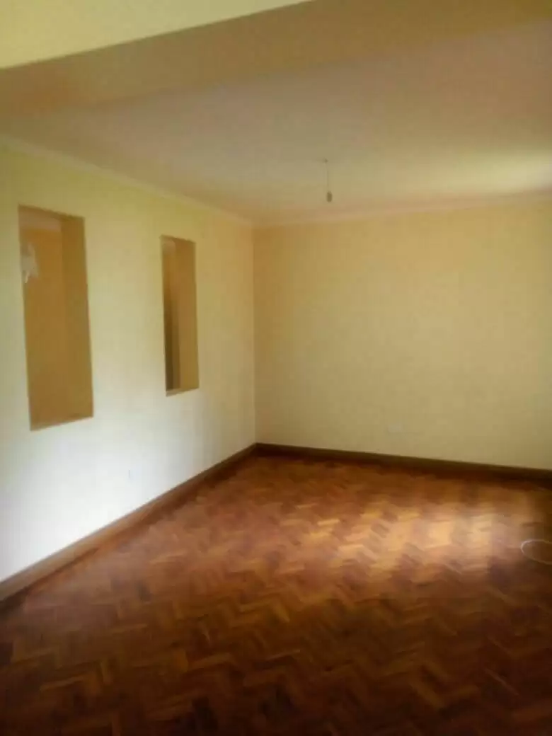 8 bedroom bungalow for rent in Kilimani Image