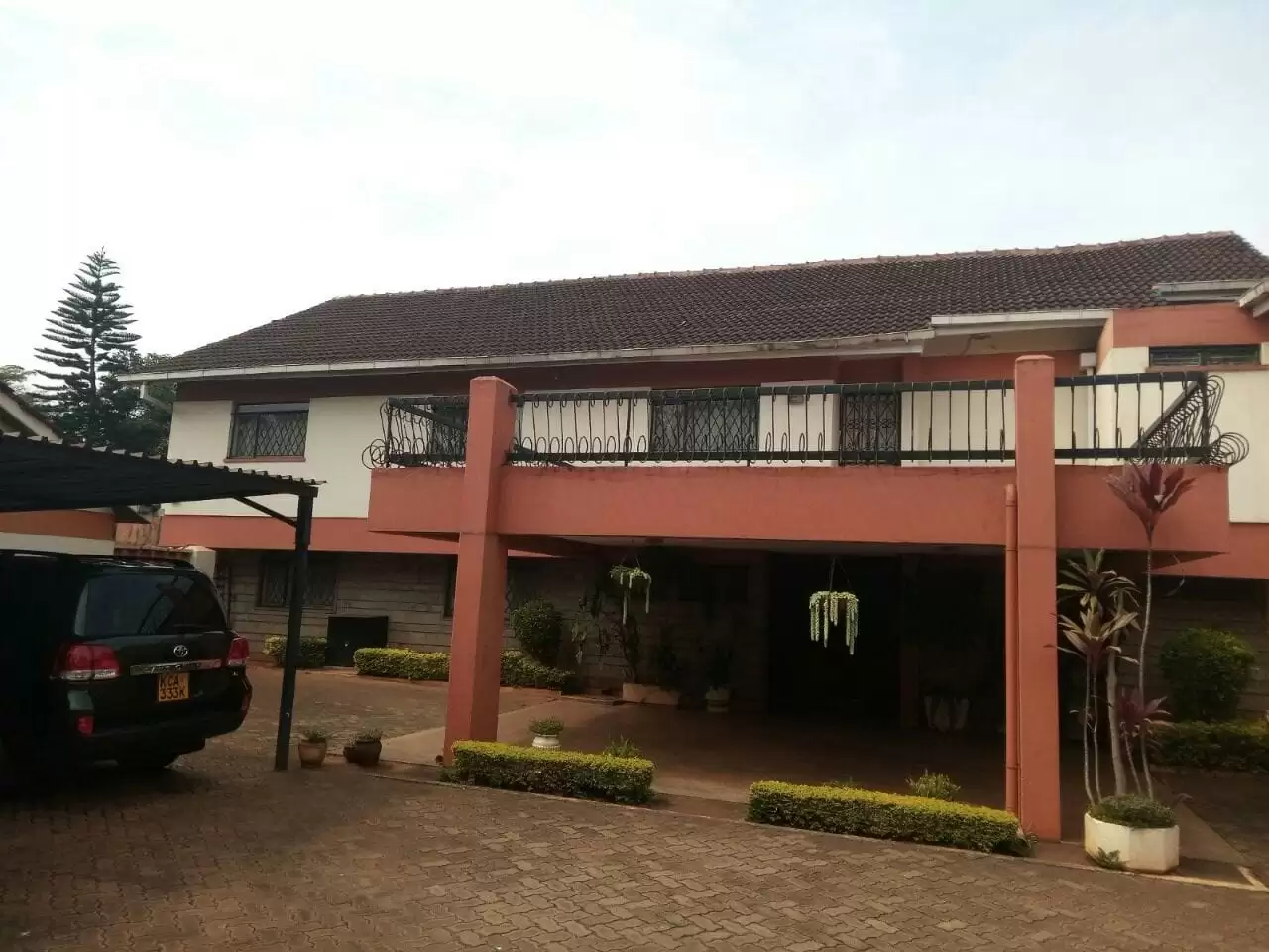 8 bedroom house for sale in Spring Valley Westlands in Spring Valley