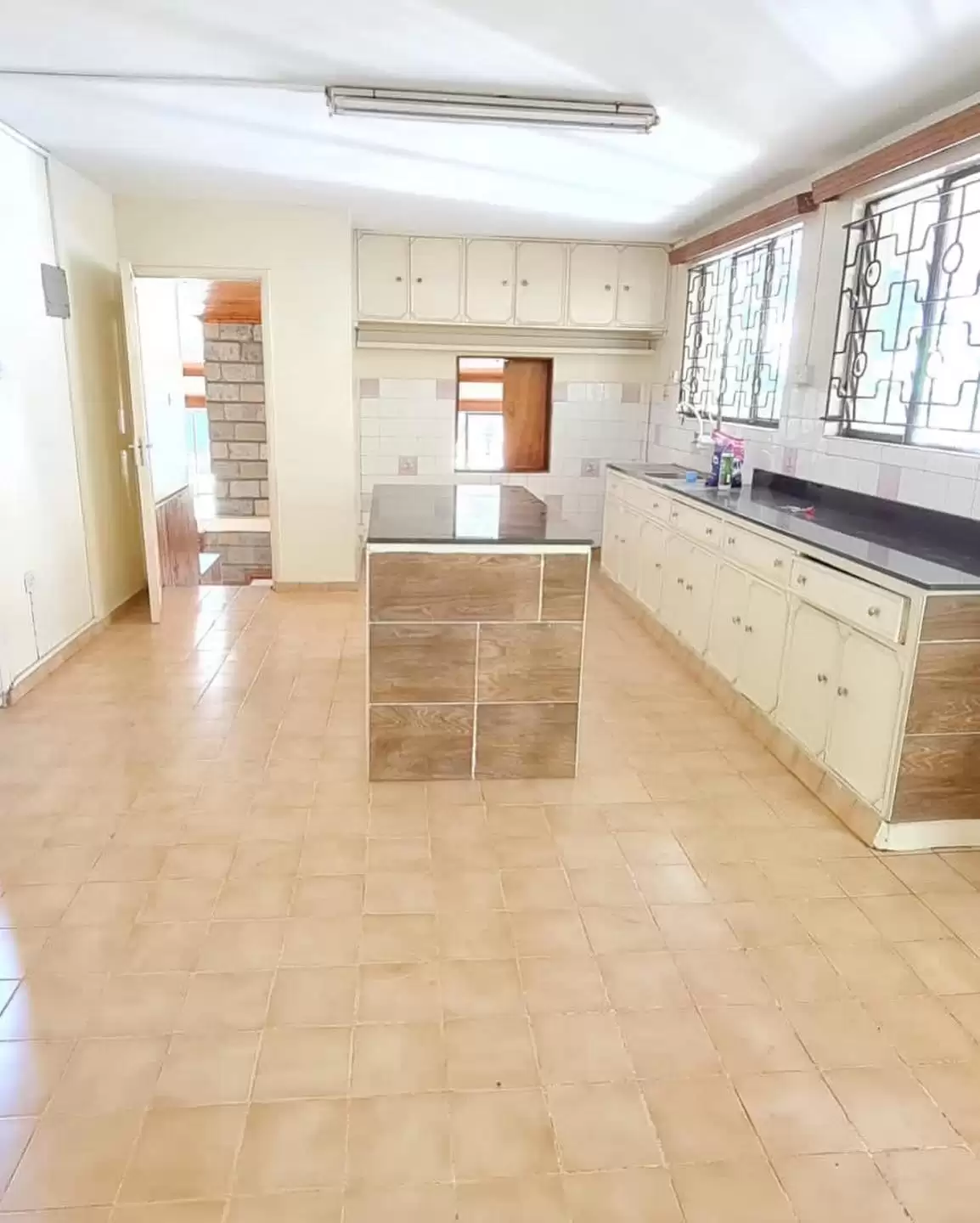 Runda 4 bedroom house for rent Image