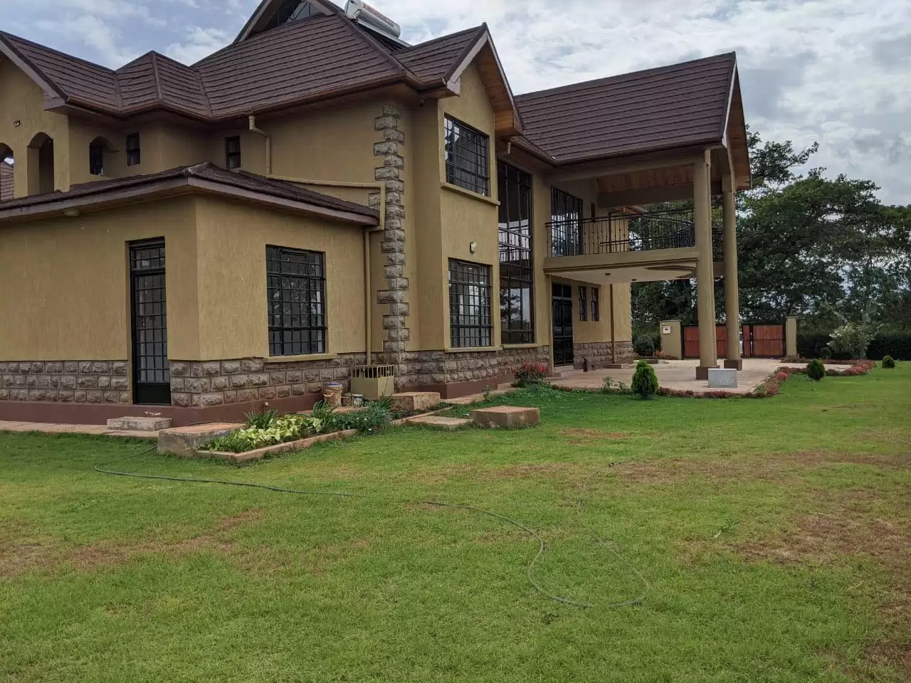 Thika 6 bedroom mansion for sale in Golf estate Image