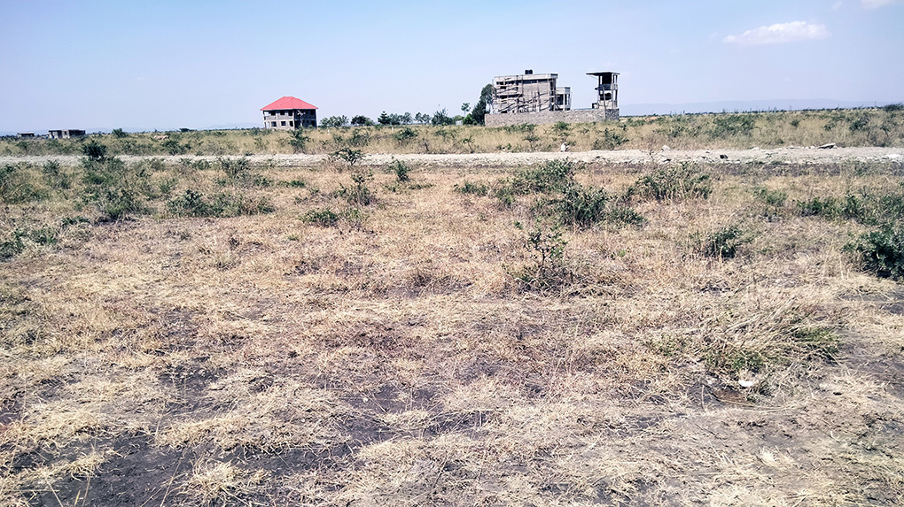 Plots for Sale at Kamakis, Corner Area