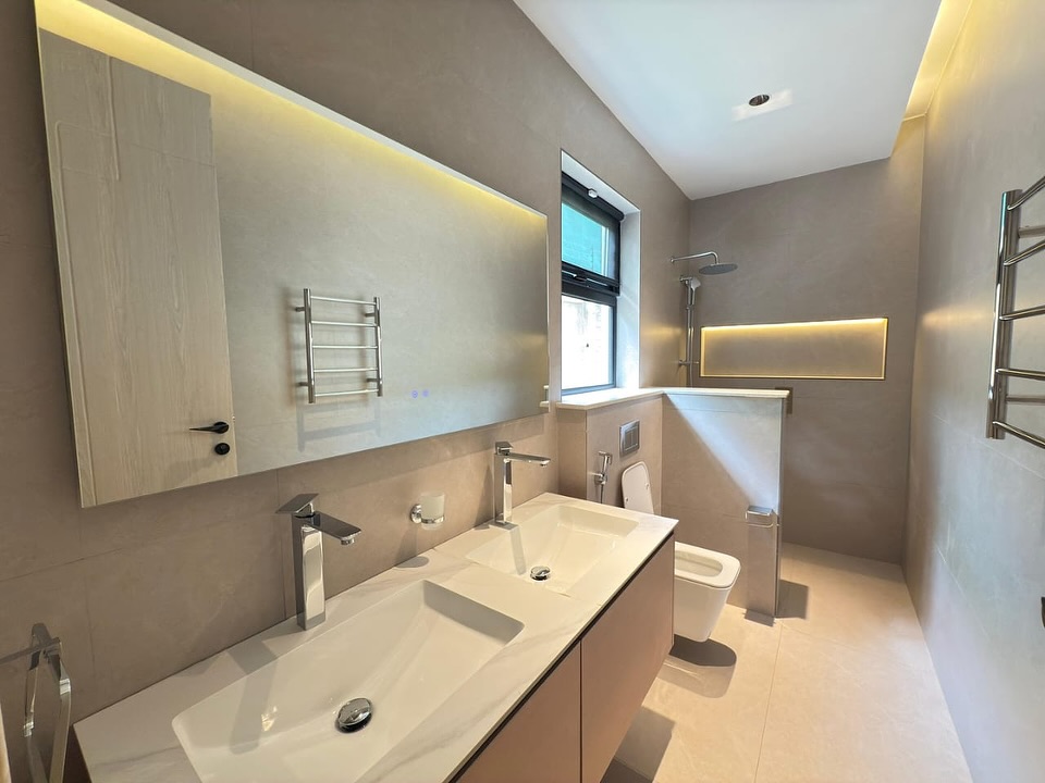 Premium 2 bedroom fully furnished and serviced cottage To let in Lavington Image