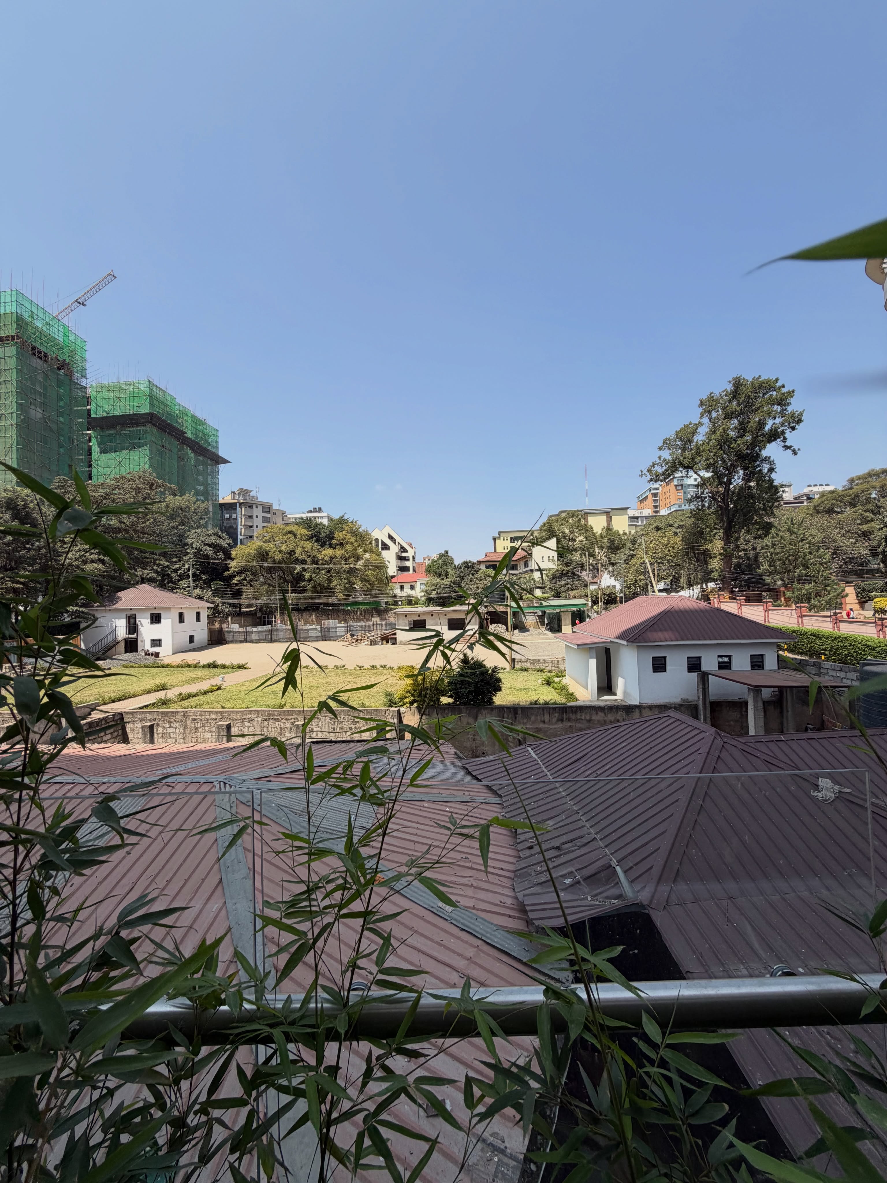 Prime 0.8 acres for Commercial use for lease in kilimani near yaya center Image