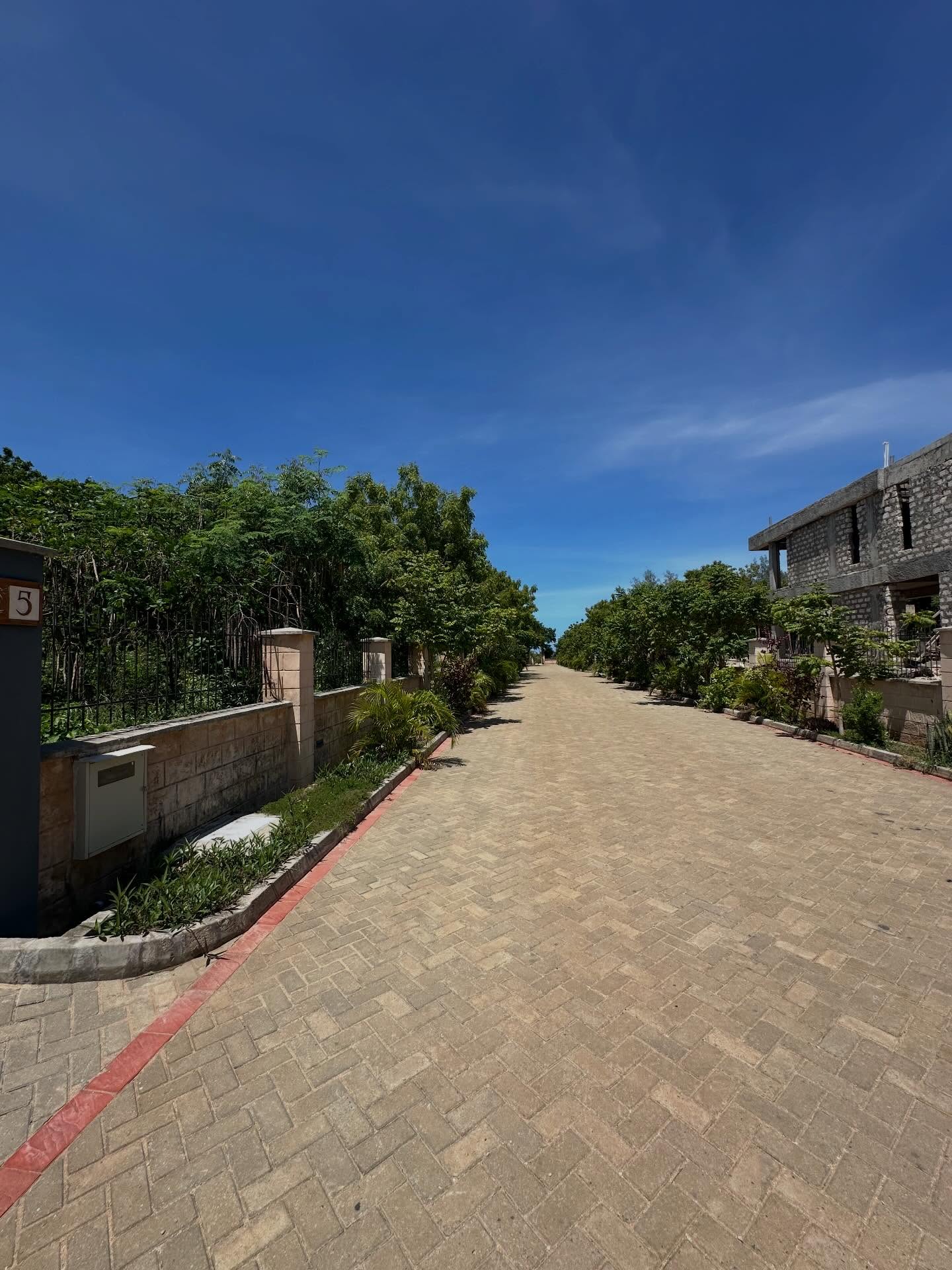 Prime 1/4 Acre Beach Plot for Sale – Galu Kinondo, Diani Image