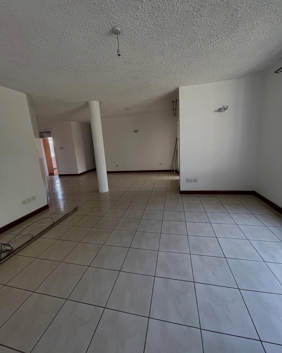PRIME 2 BEDROOM APARTMENT TO LET IN UPPERHILL Image