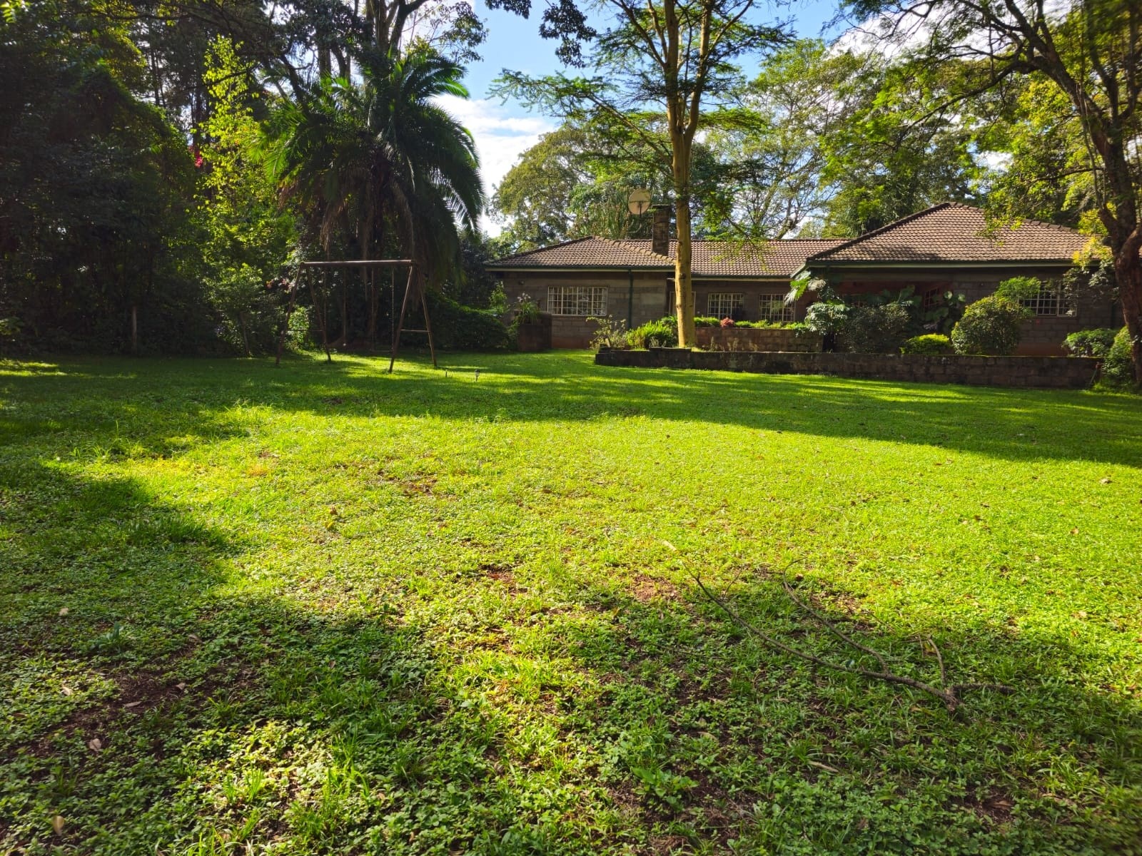 Prime 2.6 Acres Land For Sale in Karen, Windy Ridge