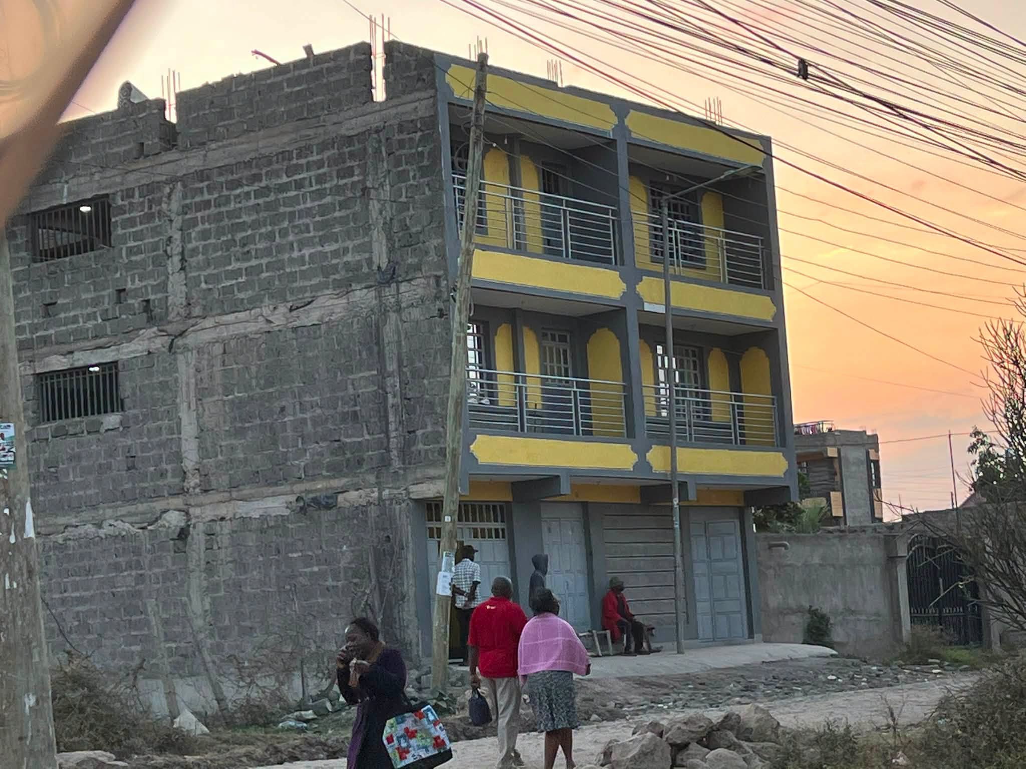 prime 40 by 80 for sale in utawala complex Image