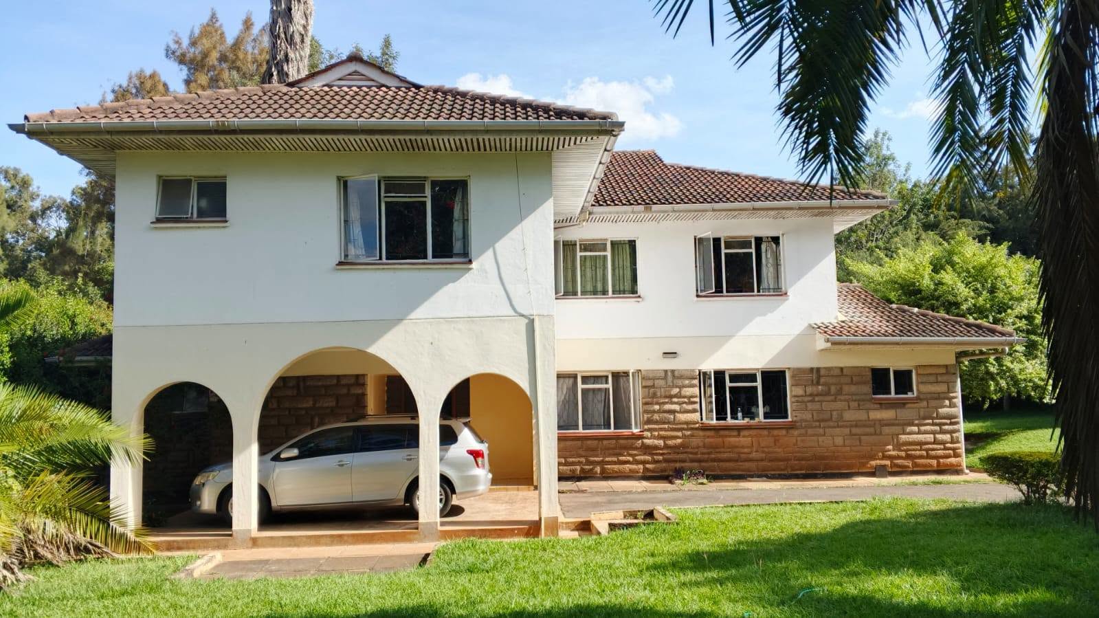 Prime All En-Suite 5-Bedroom maisonette For Sale in Karen