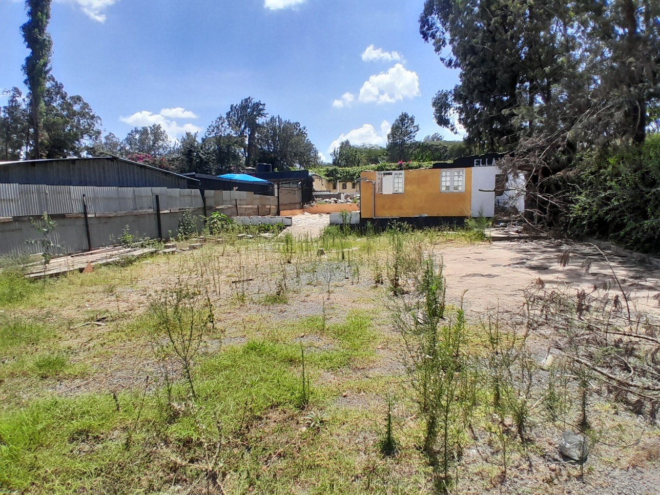 PRIME COMMERCIAL LAND TO LEASE – LANG’ATA ROAD / KAREN