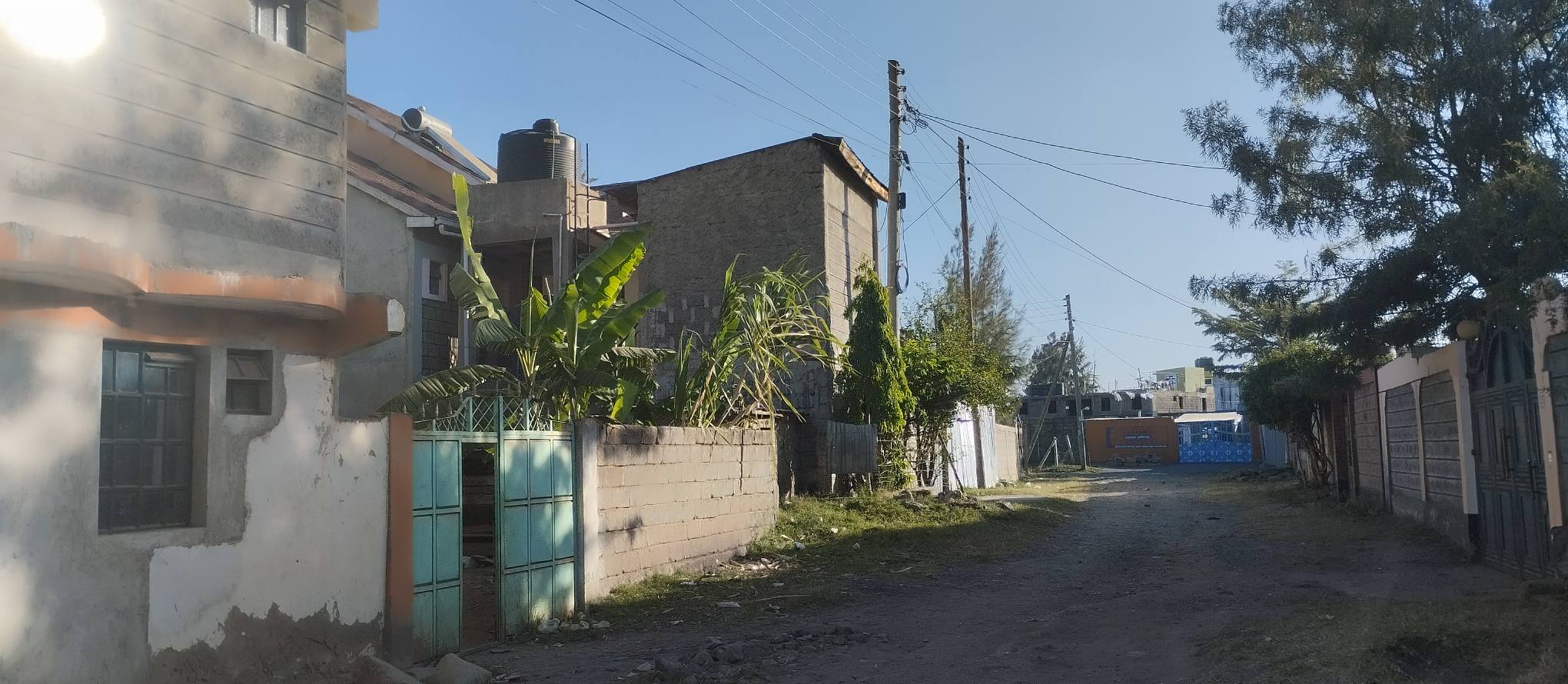 PRIME COMMERCIAL PLOT ON SALE IN UTAWALA