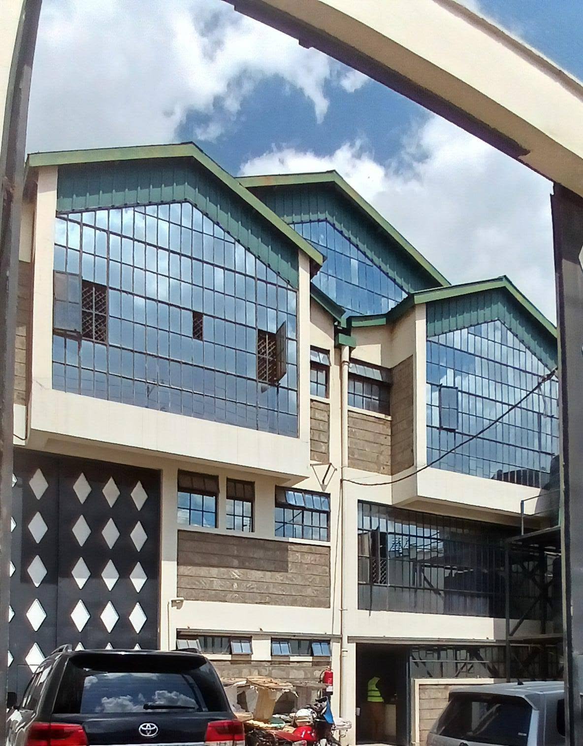 PRIME COMMERCIAL PROPERTY FOR SALE IN NORTH AIPORT ROAD, EMBAKASI