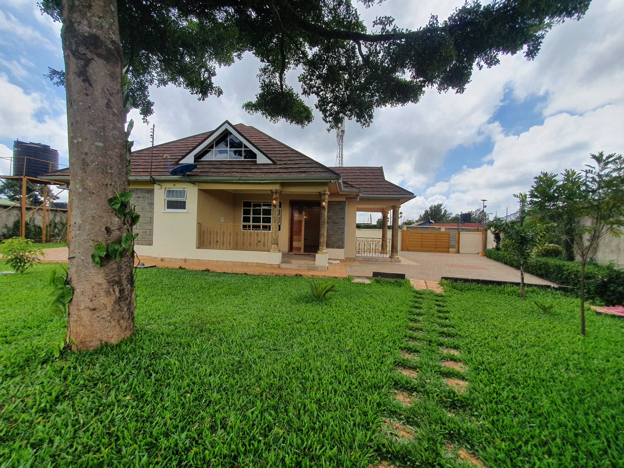 Prime Modern 4-Bedroom Bungalow To Let in Ruaka Town