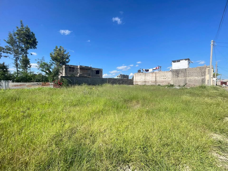Prime Plot For Sale in Mwihoko