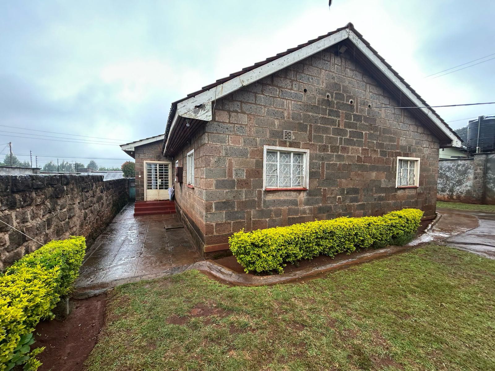 prime property 4 bedroom bungalow for sale in ruthimitu, dagoretti