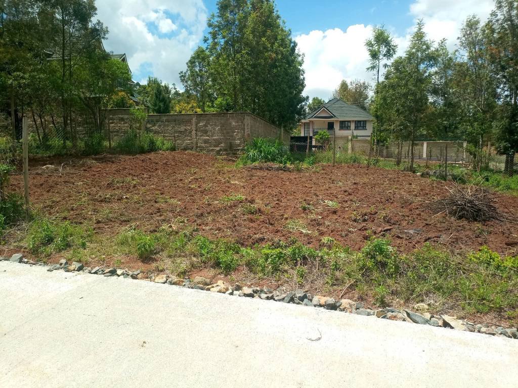 PRIME RESIDENTIAL PLOTS FOR SALE IN KERARAPON DRIVE Image