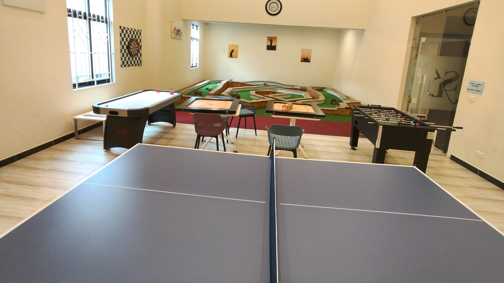 Spacious 4 bedroom apartments with Dsq for sale in Westlands on Spring Valley