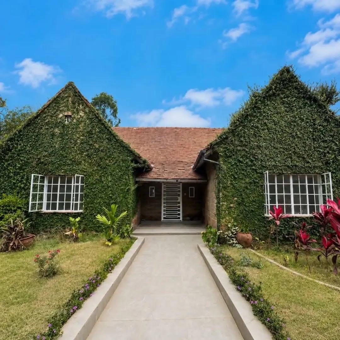 referbished collonial 3 bedroom bungalow for rent in muthaiga