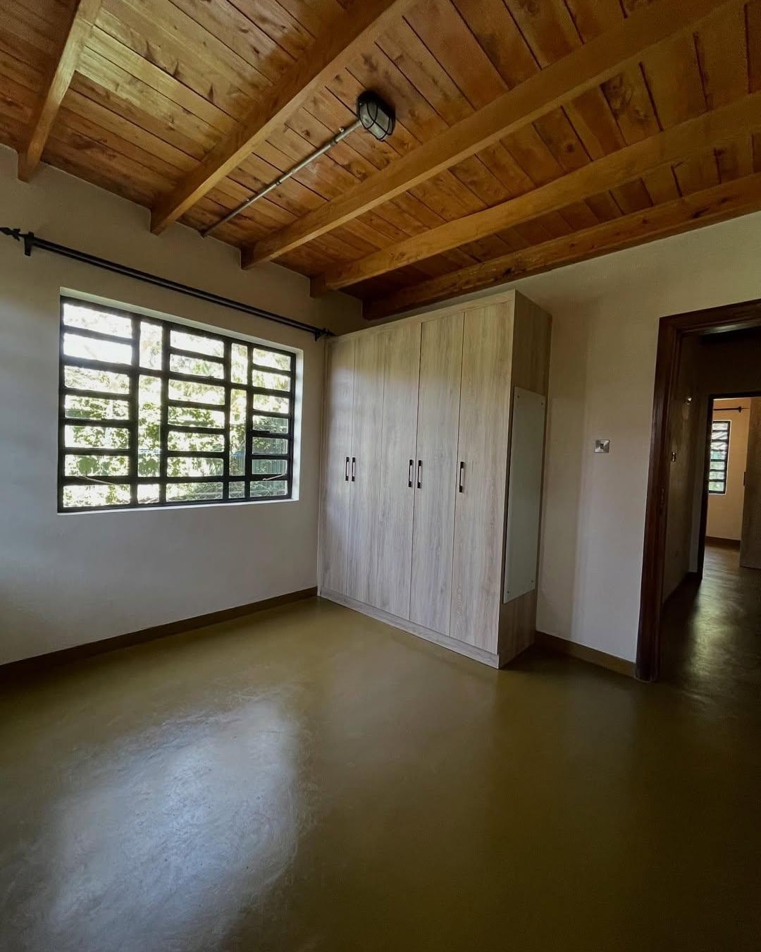 Rustic 4 bedroom townhouse to let in karen Image